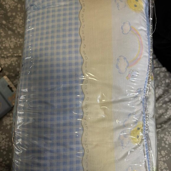 Precious Moments brand new piece 3 crib set. Rare to find! - Picture 2 of 3